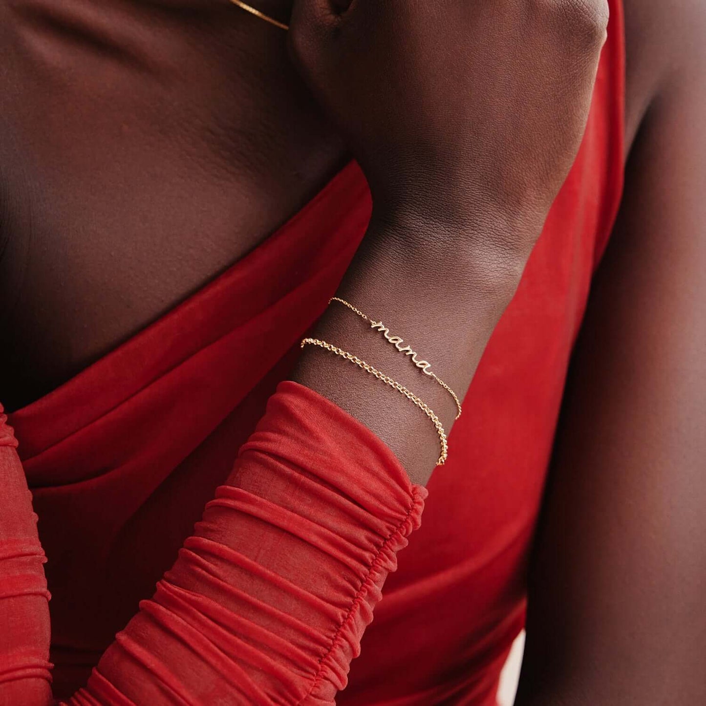 Mama Script bracelet in 585 solid gold