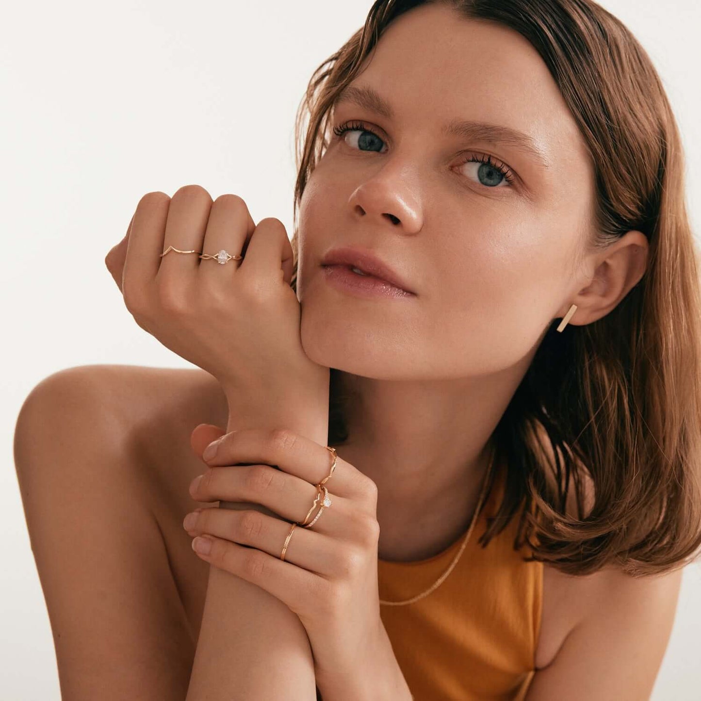 Daisy stacking ring in 585 solid gold