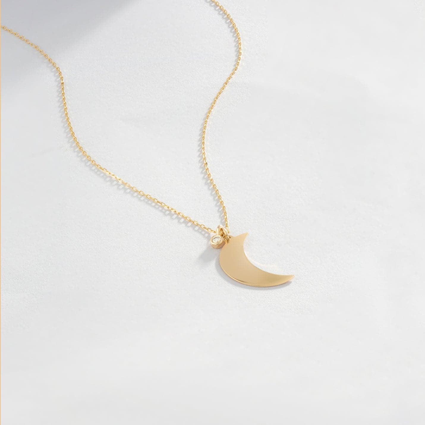 Diamant-Mond-Halskette