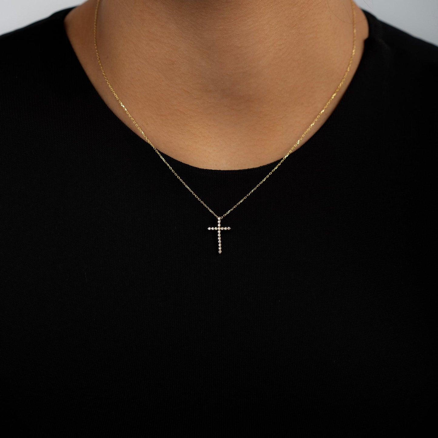 Diamant-Kreuz-Halskette