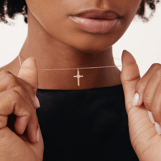 Collier avec pendentif croix cœur et pierre de naissance de novembre en or 585