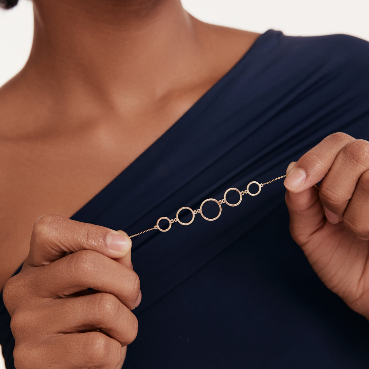 Fünf Ringe Halskette