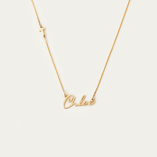 Collier prénom individuel avec une croix sur le côté en or 585