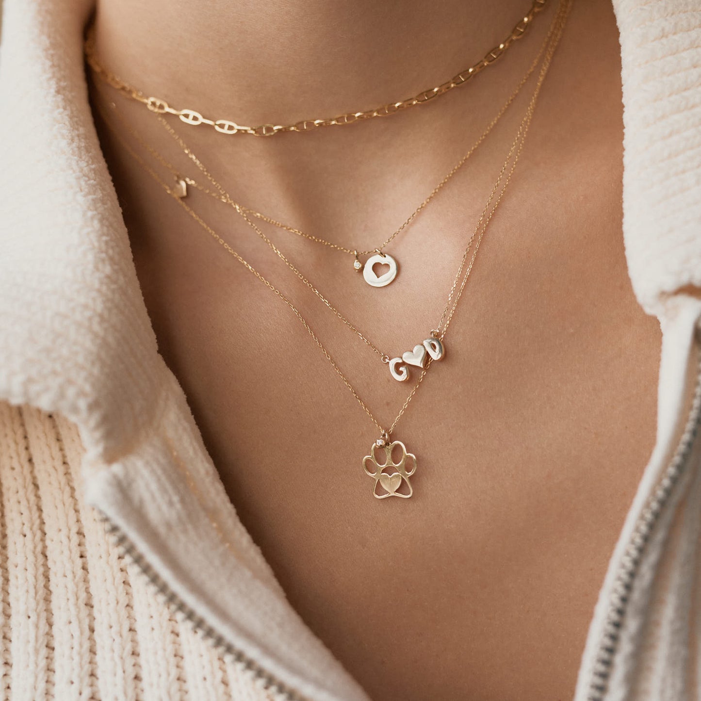 Tiny Paw Print Halskette mit Diamant