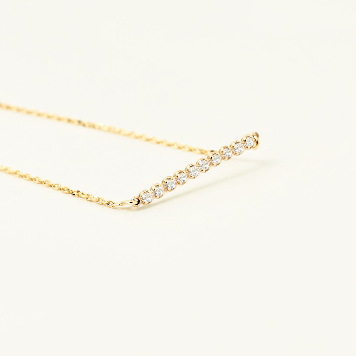 Lünettenbesetztes Diamant-Barrenarmband