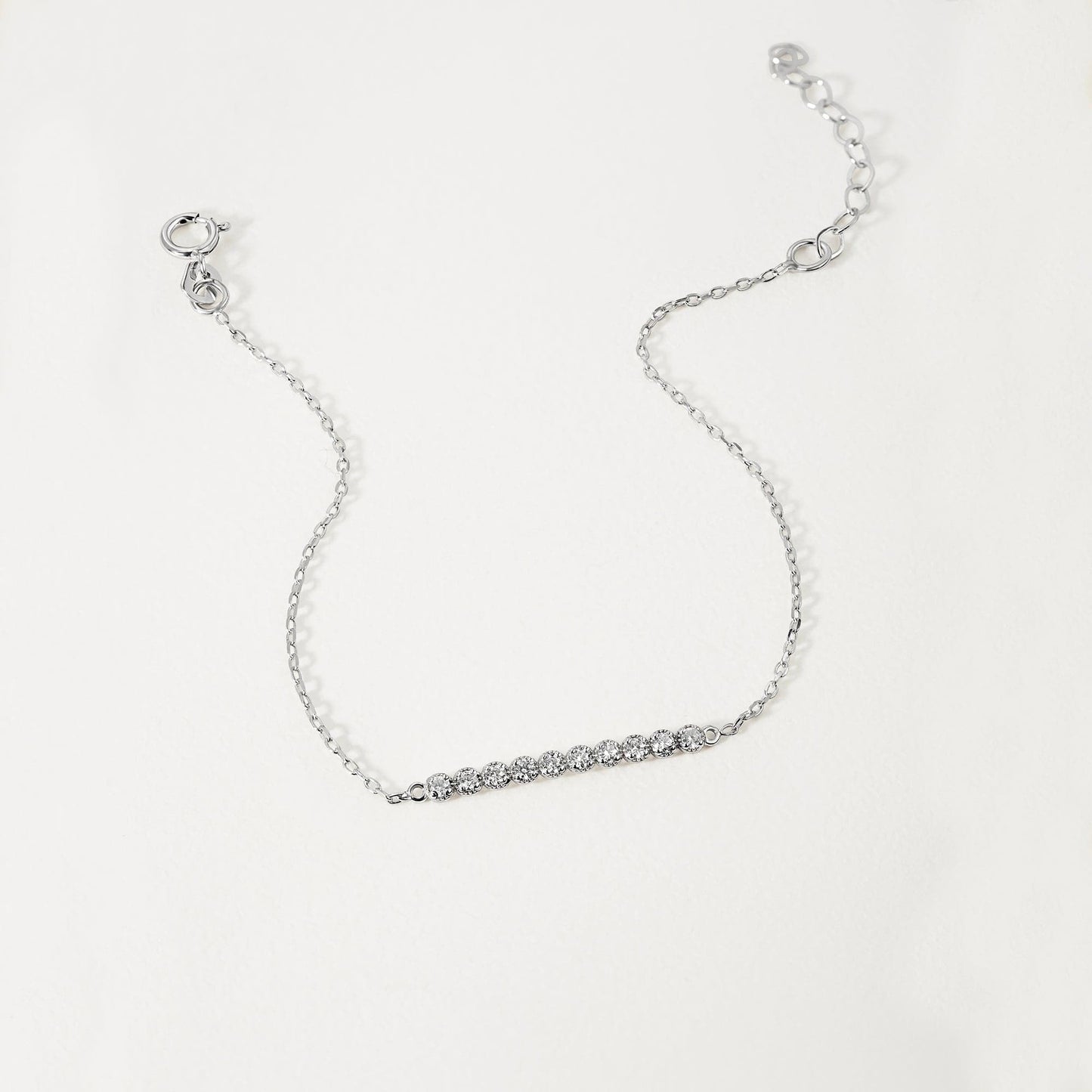 Lünettenbesetztes Diamant-Barrenarmband