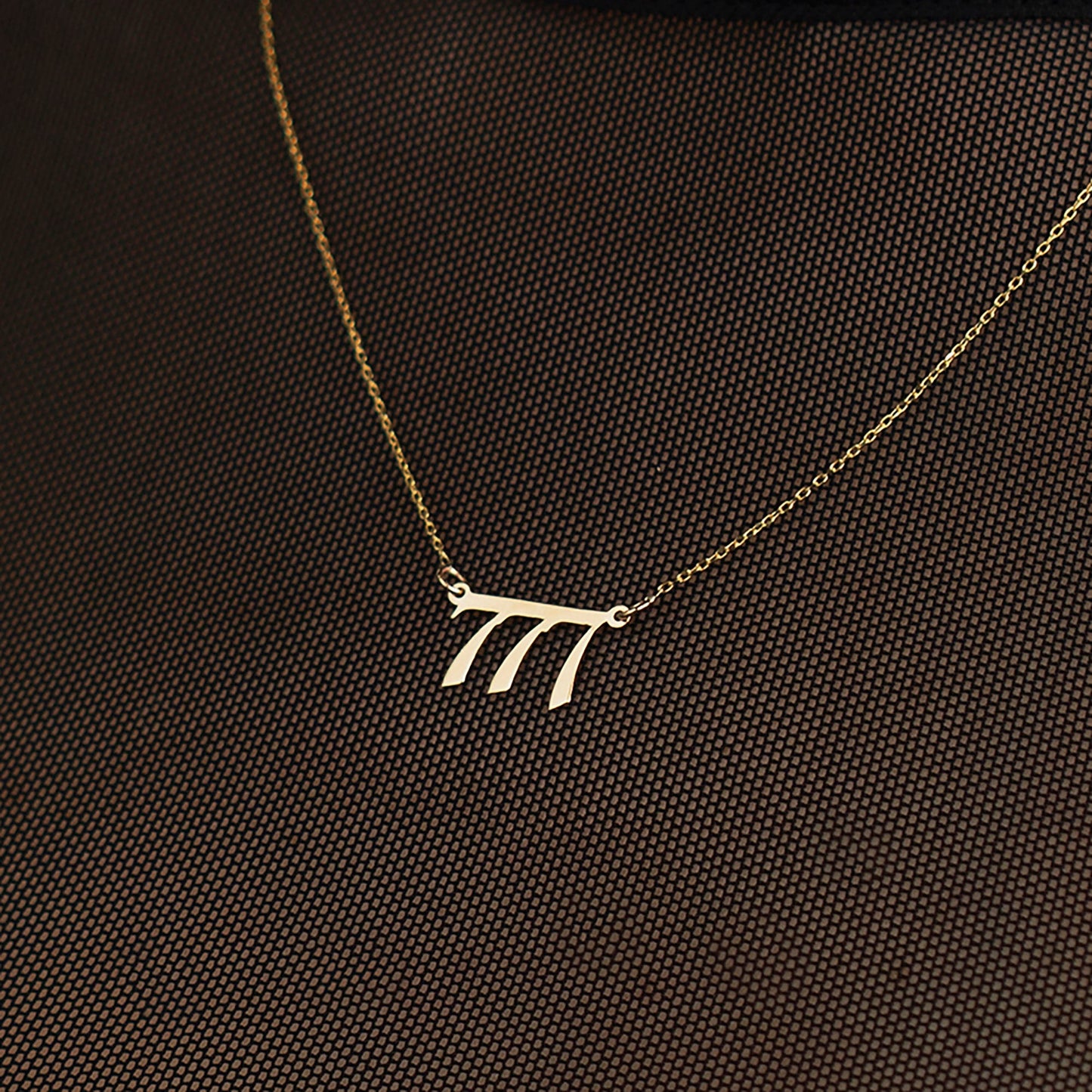 Collier chiffre angélique en or 585