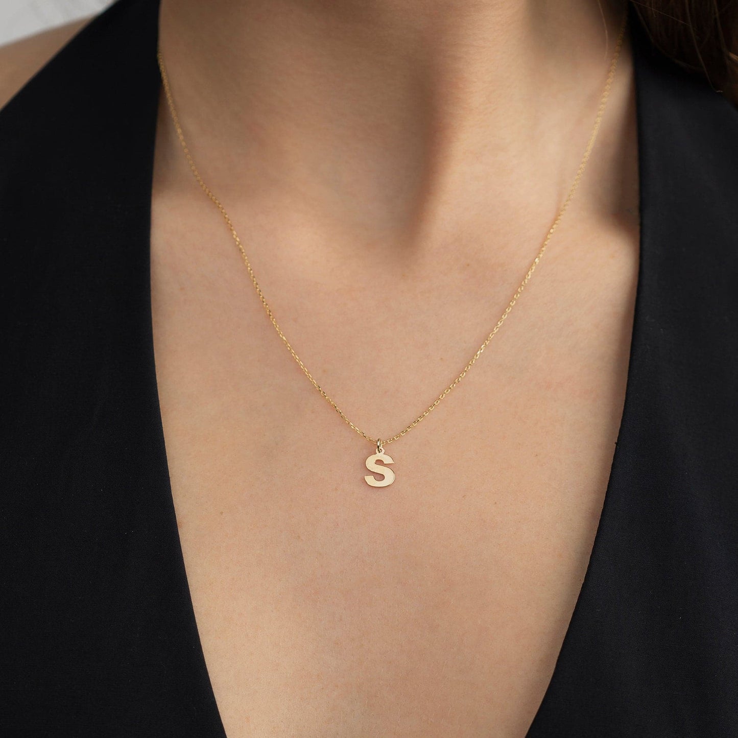 Personalisierte Classic Script Letter Halskette