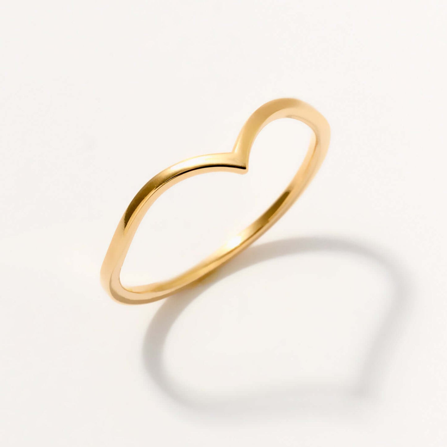 V-förmiger Ring