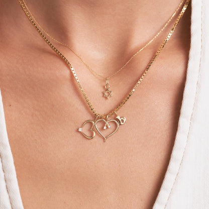 Charm mit offenem Herzen