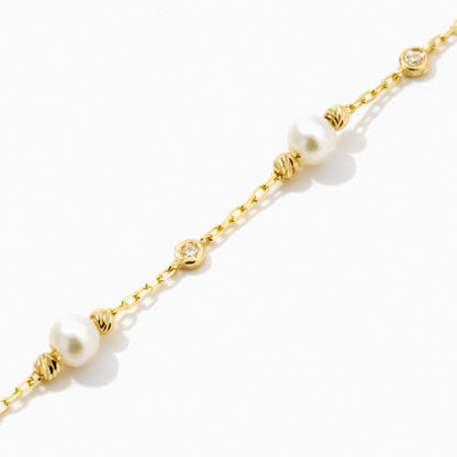 Mit Diamanten und Perlen besetztes Station-Armband