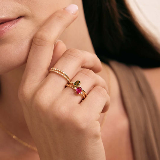 Emerald Baguette Engagement Ring in 585 Solid Gold