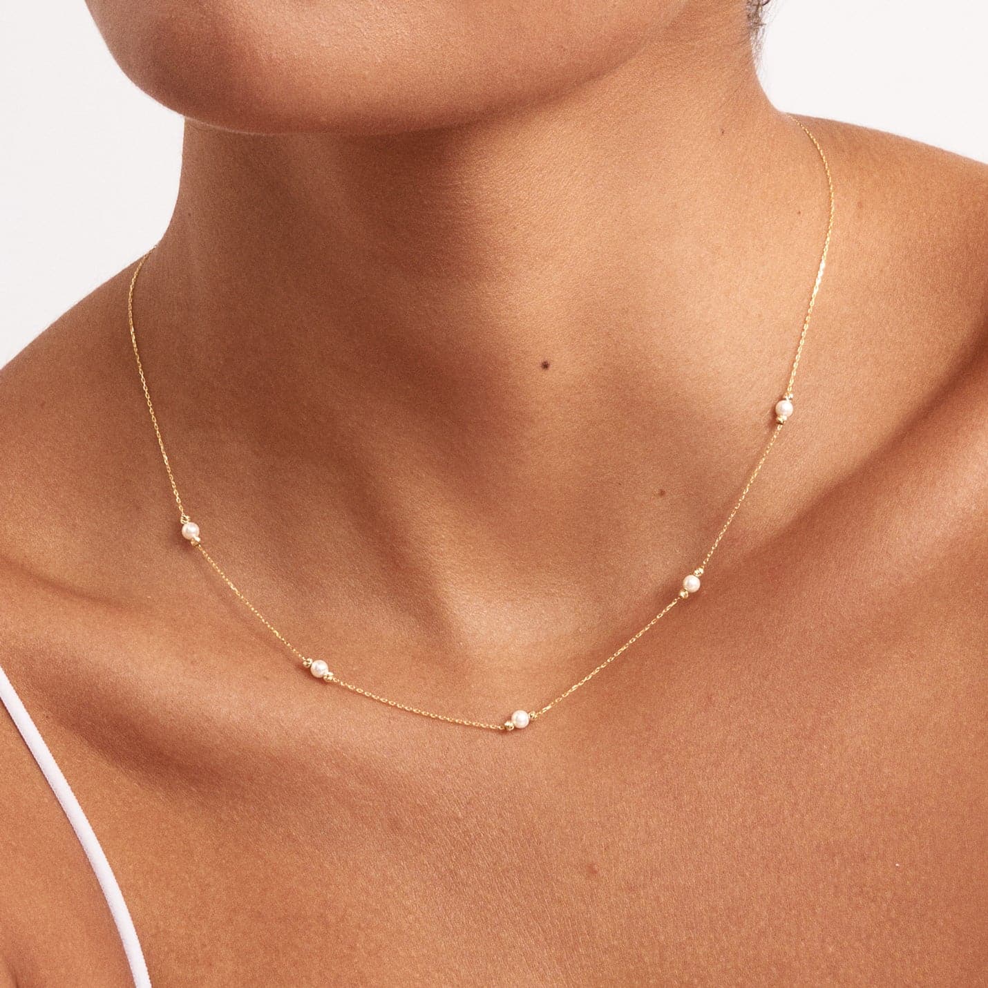 Collier station de perles en or massif 585