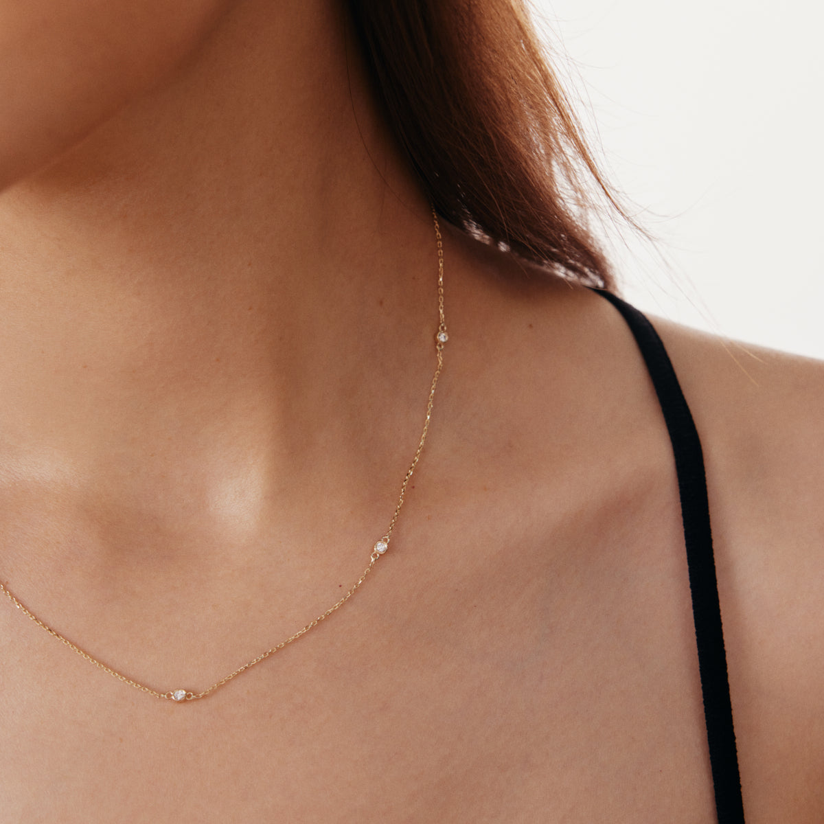 Collier Solitiare Diamond Station en or 585