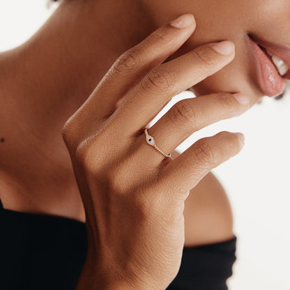 Perlenbesetzter Diamant- und Saphir-Böse-Augen-Ring