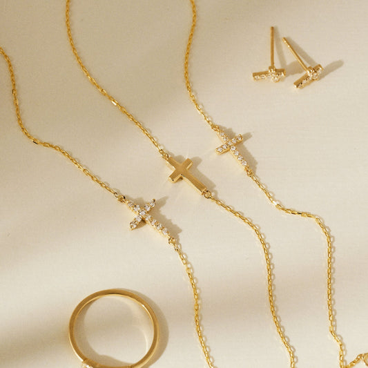 Cross Charm Armband