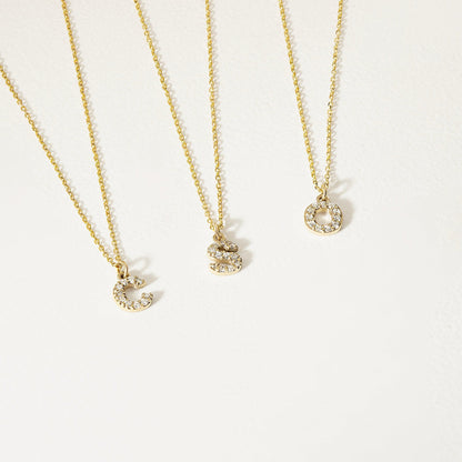 Individuelle Diamant Pave Initial Halskette