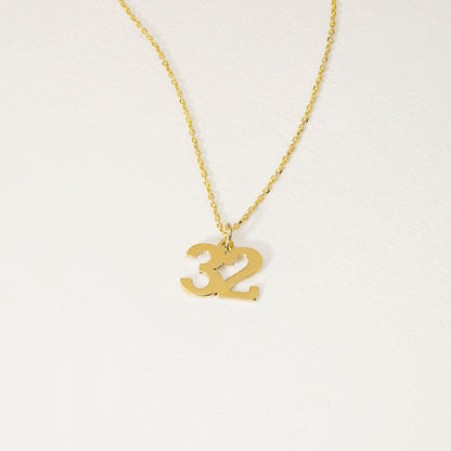 Individuelles Zahlenhalsband