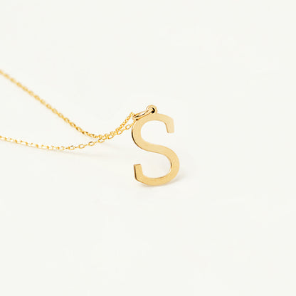 Personalisierte zierliche Initial-Anhänger-Halskette
