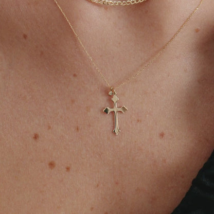 Diamantbesetzte Kreuzkette